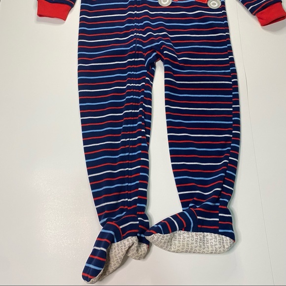 Carters 5T Firetruck Fleece Footed onesie pyjamas - Picture 6 of 13